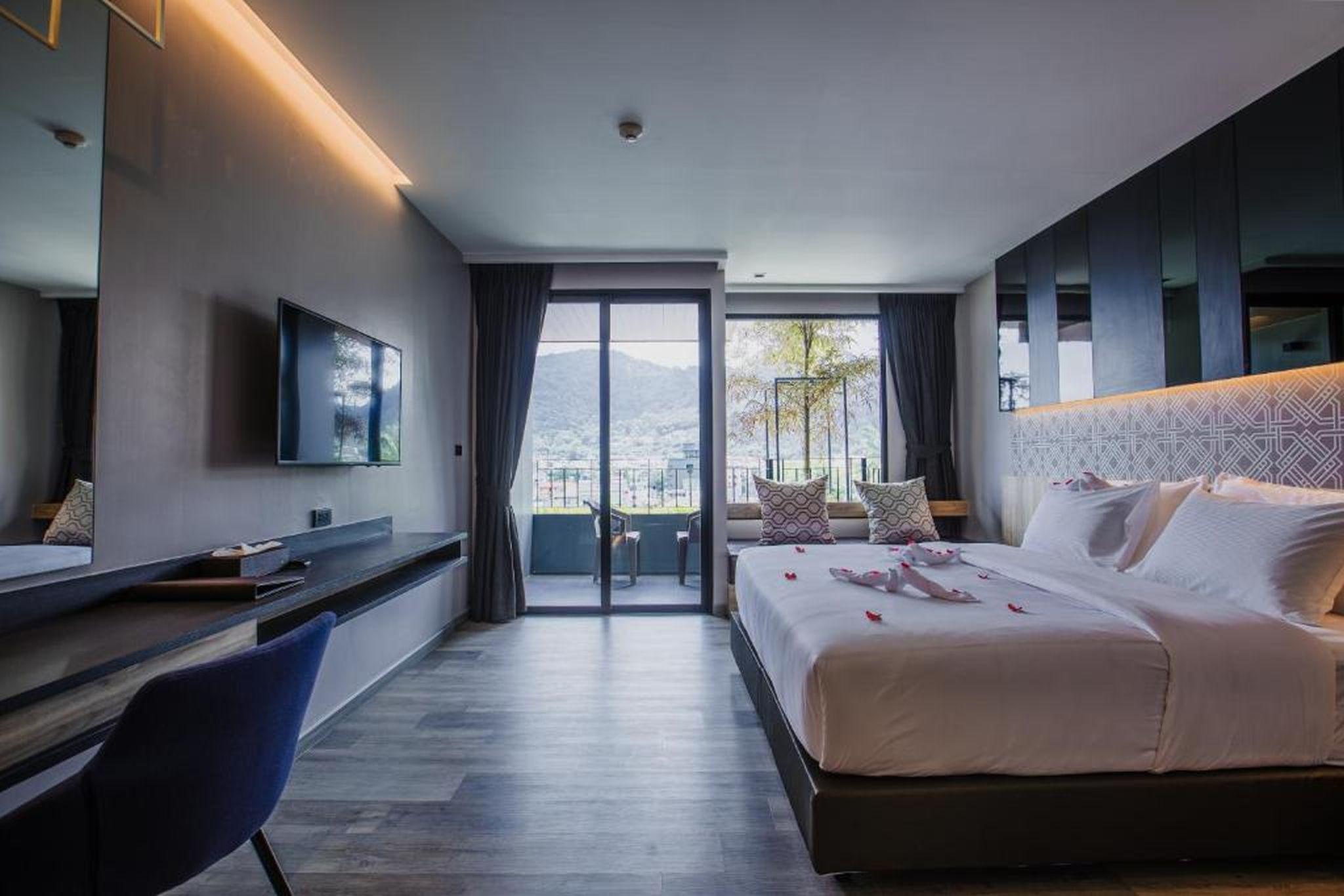 Rak Elegant Hotel Patong Екстериор снимка