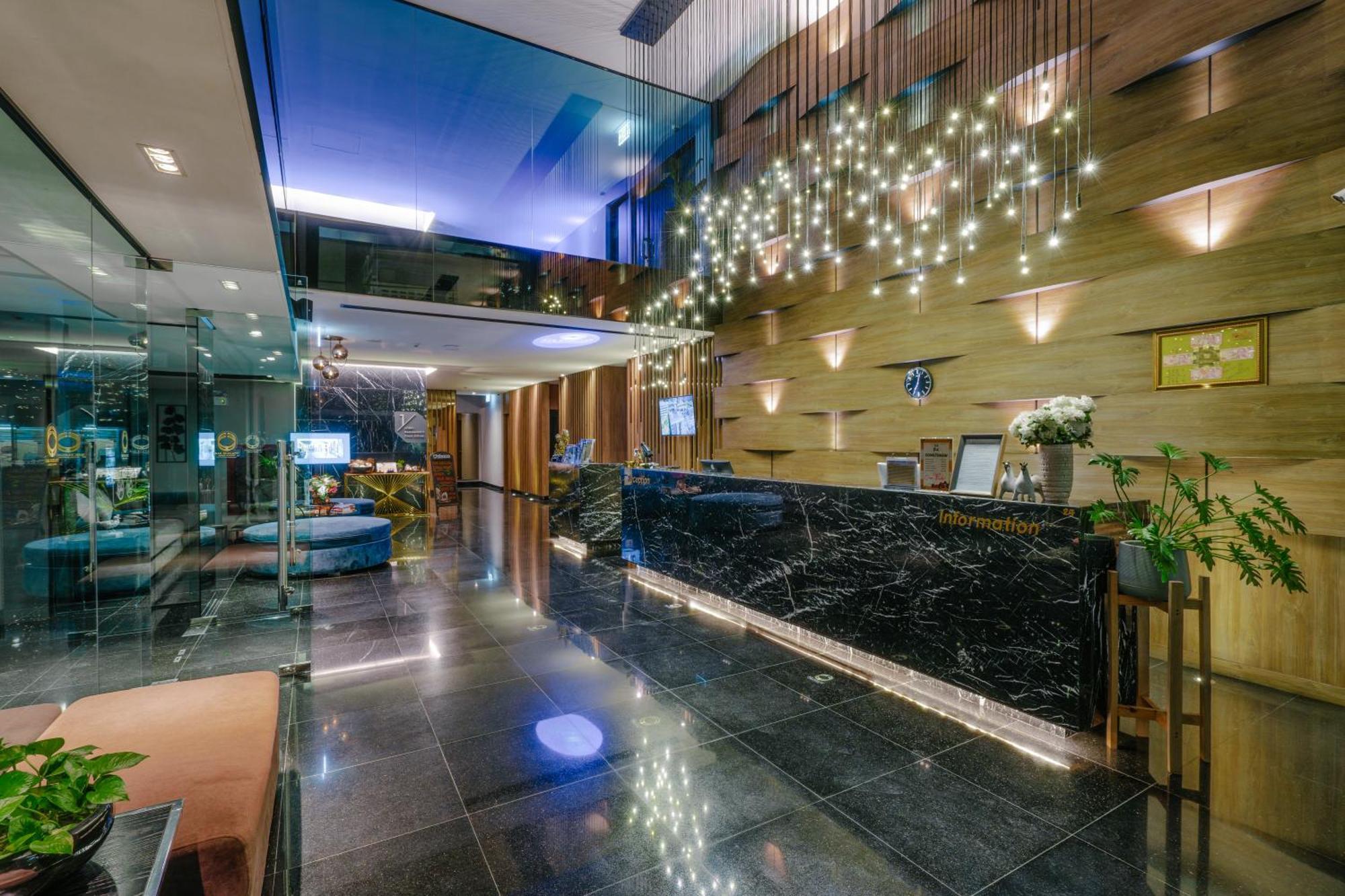 Rak Elegant Hotel Patong Екстериор снимка