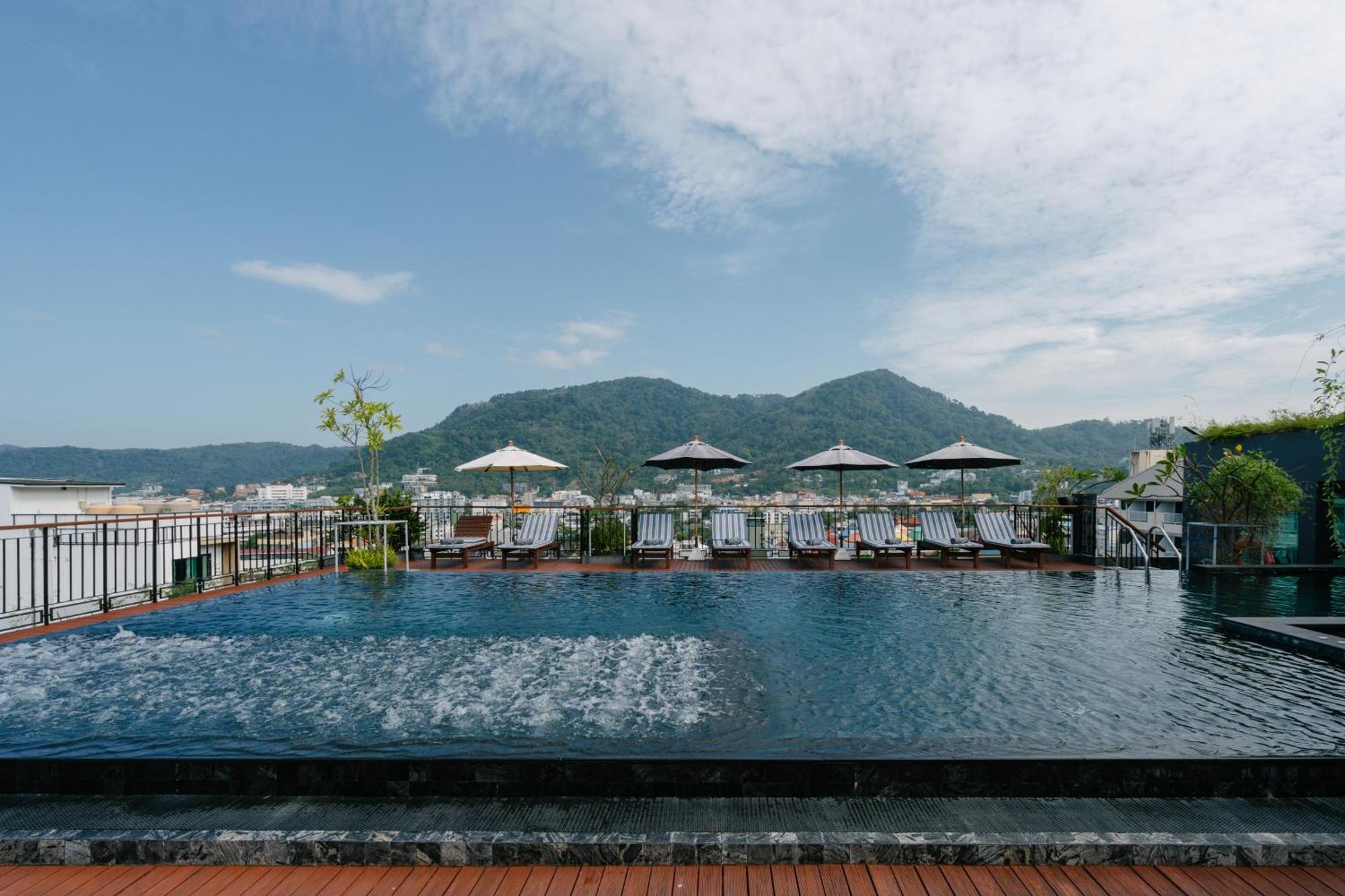Rak Elegant Hotel Patong Екстериор снимка