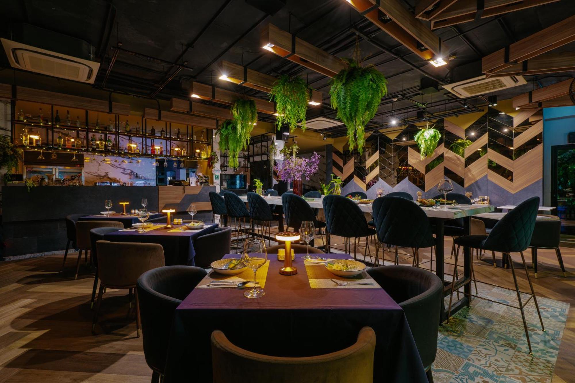 Rak Elegant Hotel Patong Екстериор снимка