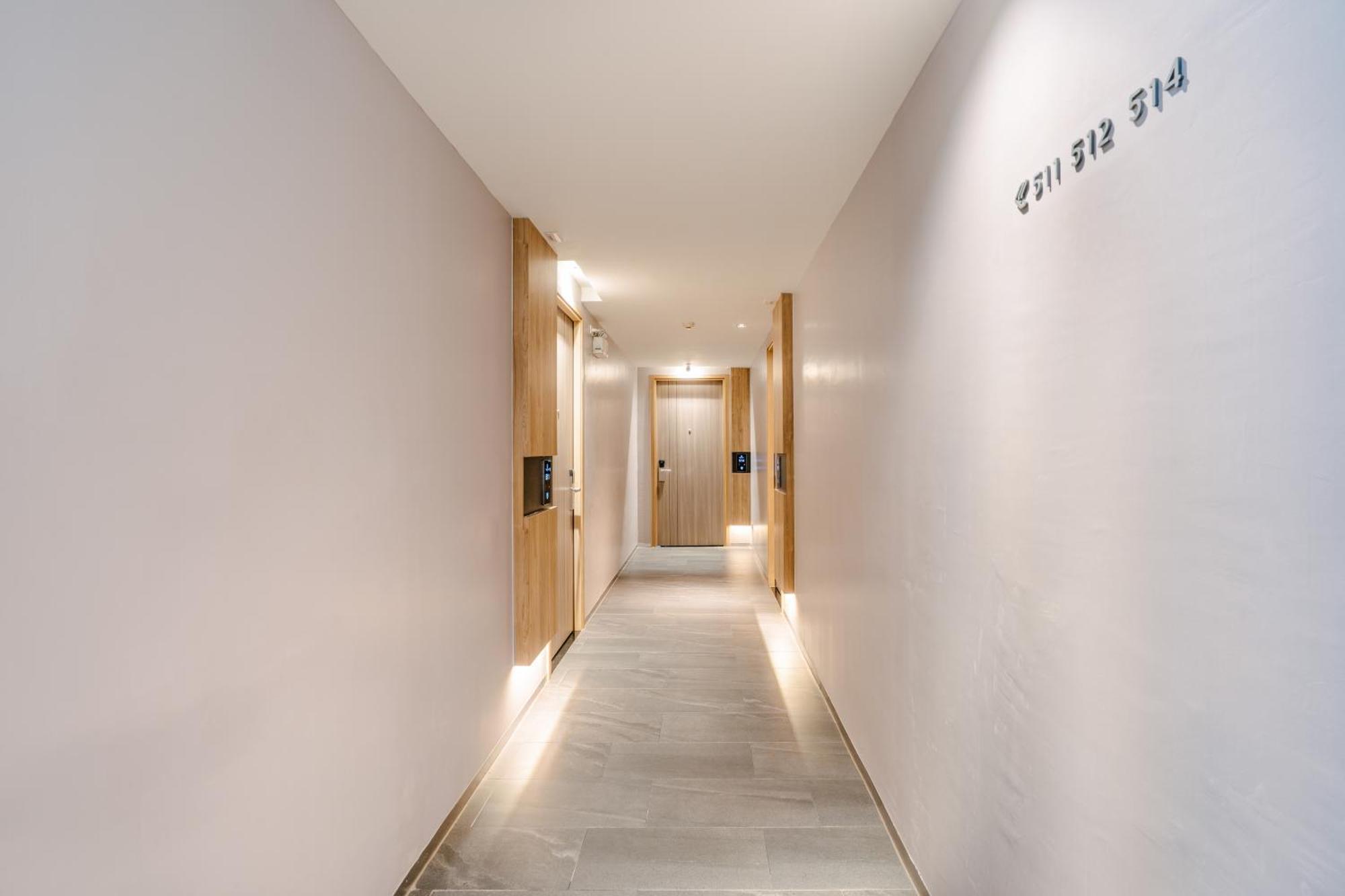 Rak Elegant Hotel Patong Екстериор снимка