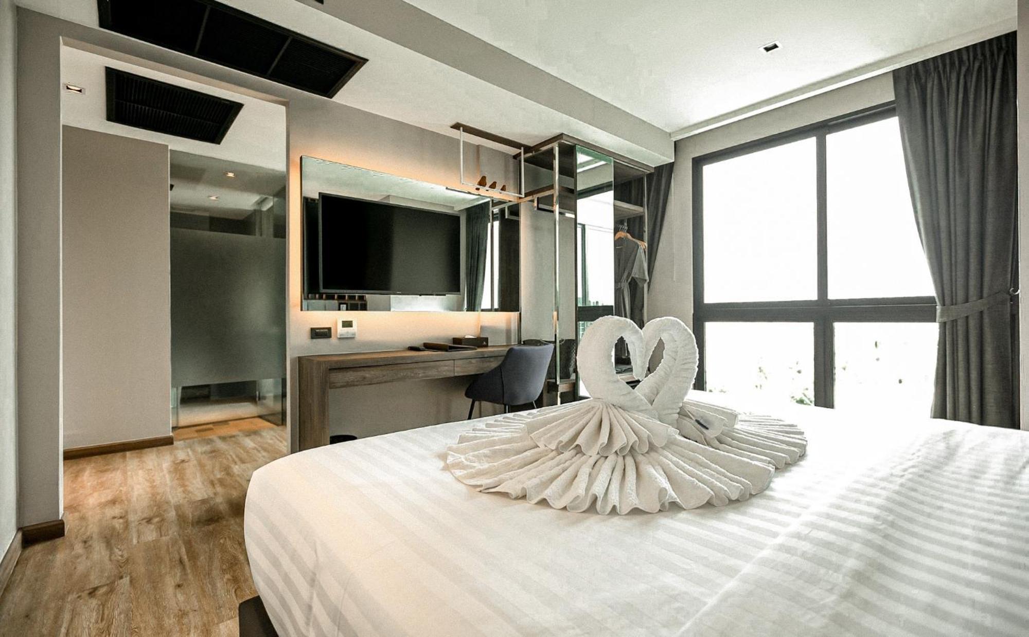 Rak Elegant Hotel Patong Екстериор снимка